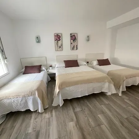 Isbel Gasthof Málaga